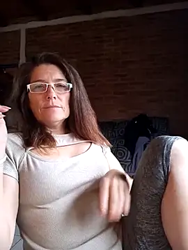 Snapshot of Merida2276 chatting on October 2025 03:14:01 PM Merida2276 online show from October 2025 03:14:01 PM