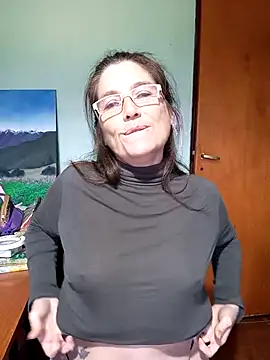 Snapshot of Merida2276 chatting on October 2025 01:56:02 PM Merida2276 online show from October 2025 01:56:02 PM