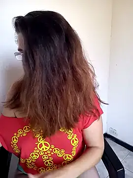 Merida2276 online show from November 2025 08:02:01 PM