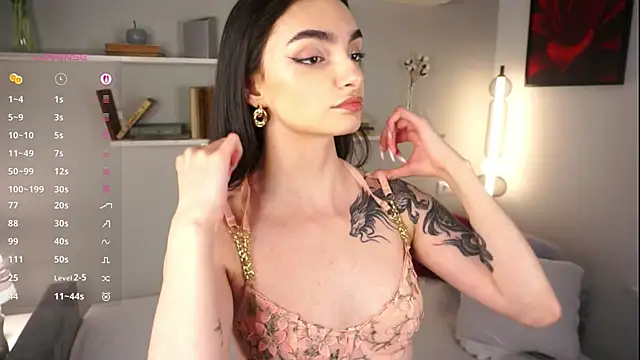 Snapshot of Morena_Dolce chatting on September 2025 04:34:02 AM Morena Dolce online show from September 2025 04:34:02 AM