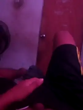 Snapshot of PhlegmySewerage chatting on December 2025 08:17:01 PM PhlegmySewerage online show from December 2025 08:17:01 PM