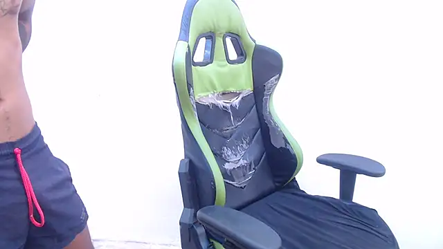 sensualduo online show from September 2025 10:09:01 PM