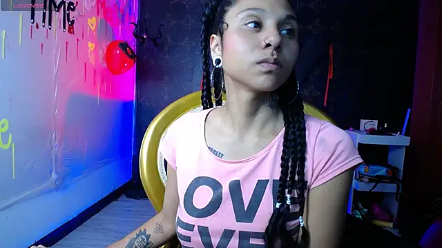 Sweettpleasure online show from October 2025 02:25:01 PM