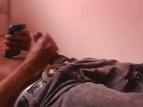 Snapshot of Nicky_2276 chatting on October 2025 03:47:02 PM Nicky 2276 online show from October 2025 03:47:02 PM