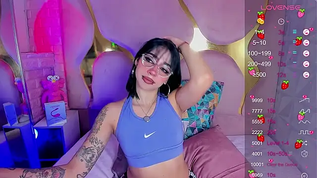 Snapshot of Niina_Sissy chatting on February 2026 04:13:02 AM Niina Sissy online show from February 2026 04:13:02 AM