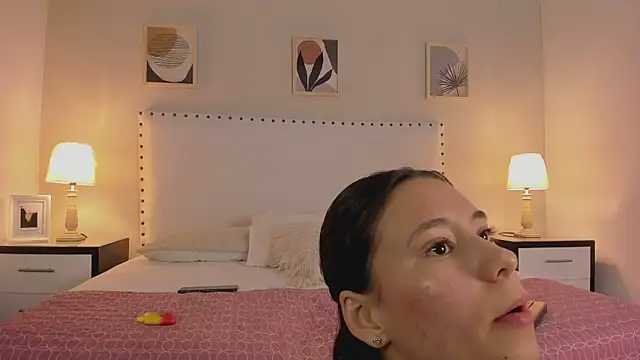 Snapshot of scarlettTease_ chatting on February 2026 01:59:02 AM scarlettTease online show from February 2026 01:59:02 AM