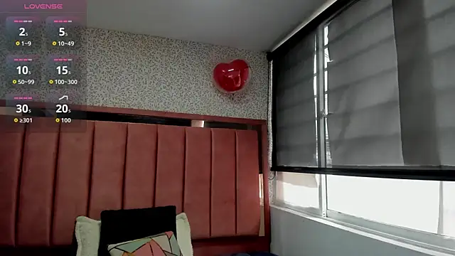 Snapshot of Hanna_Lee__ chatting on September 2025 08:23:01 PM Hanna Lee online show from September 2025 08:23:01 PM