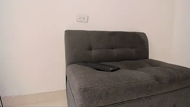 lara and danny online show from October 2025 07:57:02 PM