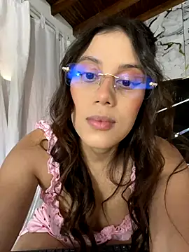 Harley J  online show from October 2025 12:36:02 PM