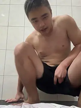 greenteazhang online show from October 2025 08:47:01 AM