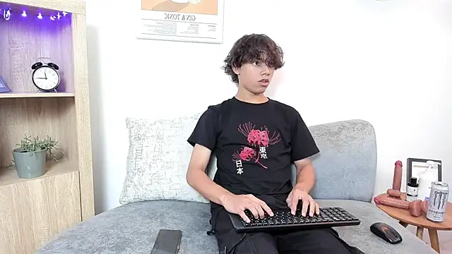 Snapshot of Honeymoon_sariel chatting on September 2025 08:01:01 PM Honeymoon sariel online show from September 2025 08:01:01 PM