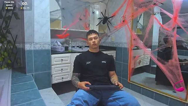 Thomas moon online show from October 2025 11:31:01 AM