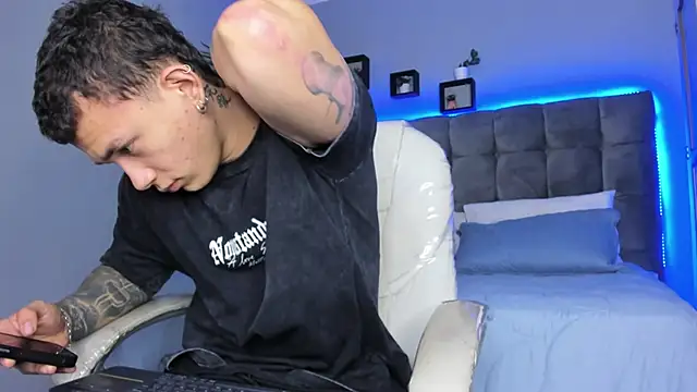 Thomas moon online show from March 2026 12:44:02 PM