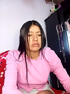 Madow Lu online show from October 2025 08:18:02 PM