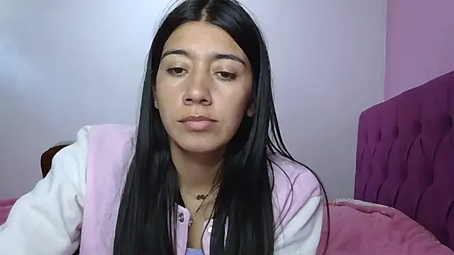 Madow Lu online show from October 2025 01:29:01 PM