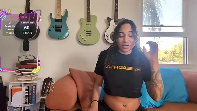 onlystrings online show from January 2026 09:20:01 PM