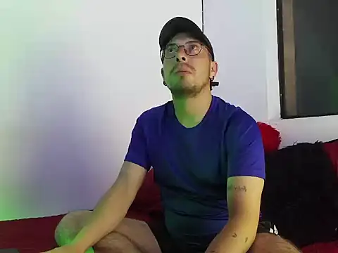 Letorres96 online show from April 2026 02:50:02 AM