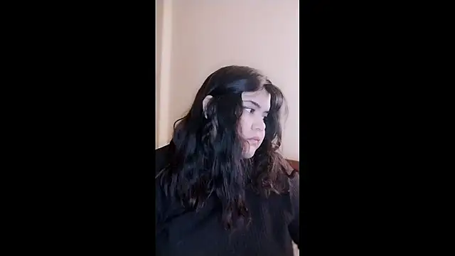 Snapshot of Mica_bonitaa chatting on November 2025 10:38:02 AM Mica bonitaa online show from November 2025 10:38:02 AM