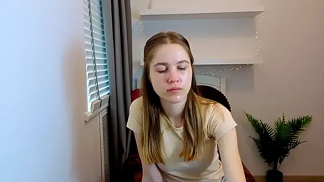 Snapshot of Spicy_Lexi chatting on May 2026 06:19:02 AM Spicy Lexi online show from May 2026 06:19:02 AM