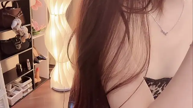 Shenlly online show from June 2026 01:21:01 AM