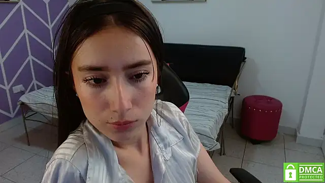 Adhara Kitten online show from October 2025 12:58:01 PM