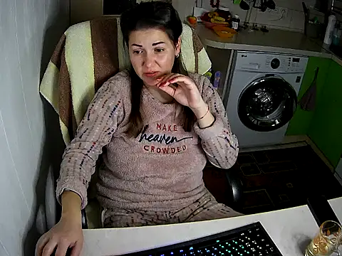 Snapshot of Adda1205 chatting on December 2025 11:14:02 PM Adda1205 online show from December 2025 11:14:02 PM