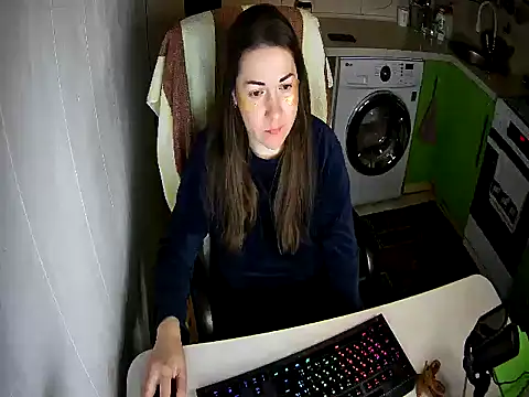 Snapshot of Adda1205 chatting on April 2026 11:09:02 PM Adda1205 online show from April 2026 11:09:02 PM