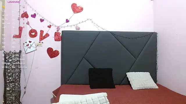 pamela echeverria online show from June 2026 11:11:02 AM