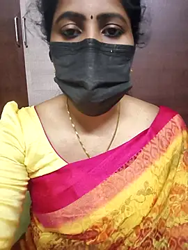 Snapshot of vasundhara26 chatting on October 2025 07:57:02 PM vasundhara26 online show from October 2025 07:57:02 PM