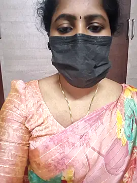 Snapshot of vasundhara26 chatting on October 2025 07:08:01 PM vasundhara26 online show from October 2025 07:08:01 PM