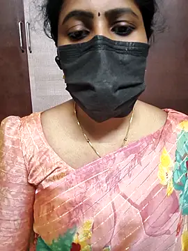 Snapshot of vasundhara26 chatting on November 2025 06:02:01 PM vasundhara26 online show from November 2025 06:02:01 PM