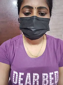 Snapshot of vasundhara26 chatting on July 2026 02:24:01 PM vasundhara26 online show from July 2026 02:24:01 PM