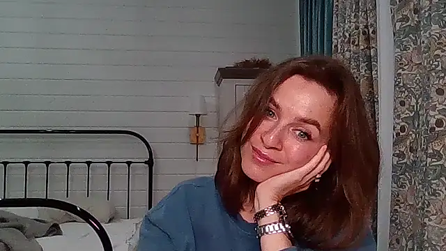 Niravyn  online show from November 2025 07:43:02 AM