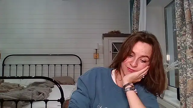 Niravyn  online show from November 2025 06:24:02 AM