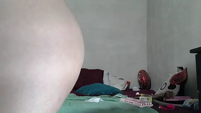 CataleyaRosee online show from April 2026 07:01:01 AM