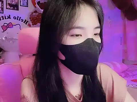 keelinnn19 online show from September 2025 07:38:01 PM