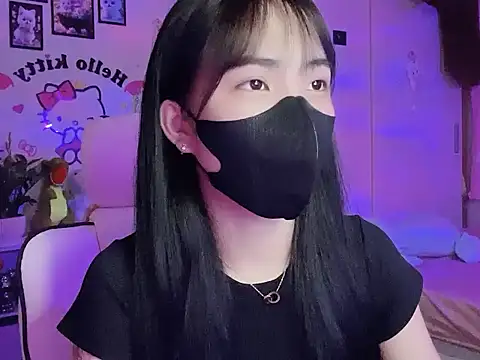 keelinnn19 online show from October 2025 06:50:01 PM