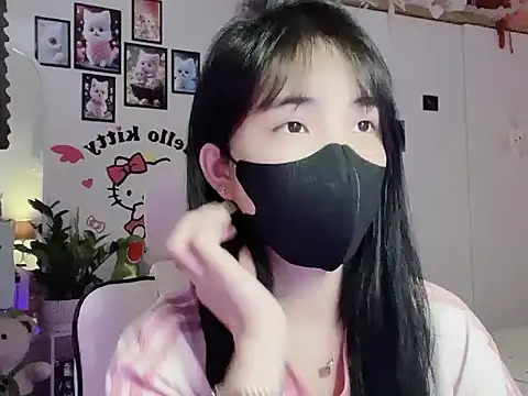 keelinnn19 online show from October 2025 03:56:02 PM