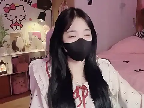 keelinnn19 online show from February 2026 06:11:02 PM