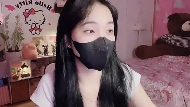 keelinnn19 online show from March 2026 05:50:02 PM