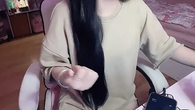 keelinnn19 online show from March 2026 06:25:02 PM