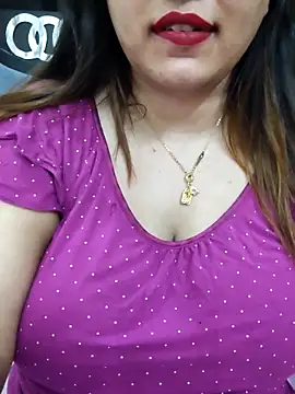 Snapshot of Suhana_Darling chatting on March 2026 03:21:01 AM Suhana Darling online show from March 2026 03:21:01 AM