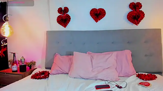 Luna Claire online show from September 2025 01:12:02 PM