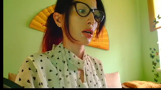 KiotoShine online show from October 2025 09:29:01 AM