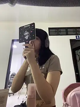 Snapshot of TatiLee chatting on March 2026 03:06:02 PM TatiLee online show from March 2026 03:06:02 PM