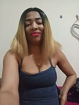SEXYMOANSXX online show from June 2026 05:32:02 AM