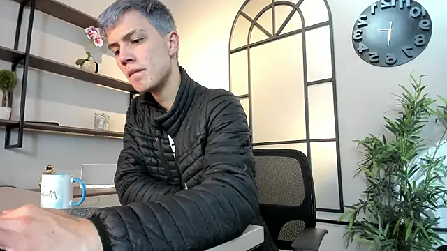 Snapshot of nicktorn chatting on October 2025 12:14:02 PM nicktorn online show from October 2025 12:14:02 PM