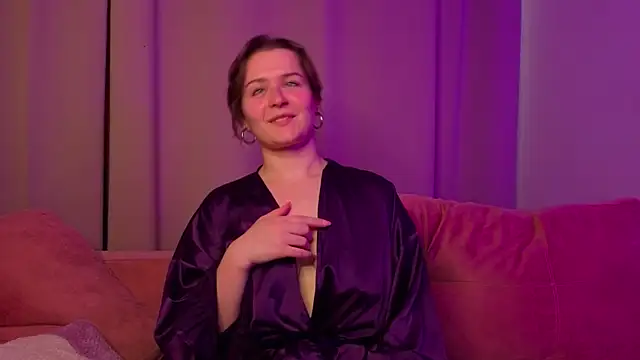 MeghanEdge online show from September 2025 07:41:02 AM