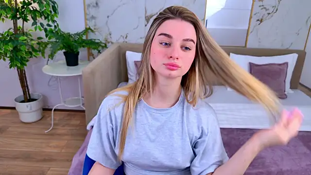 SweetyLicky online show from March 2026 03:30:01 PM