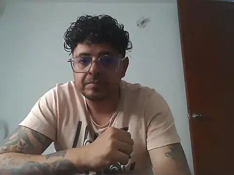 karim nassar online show from September 2025 10:33:02 PM